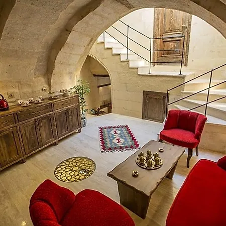 Mak's Cave House Отель *