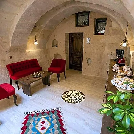 Mak's Cave House Отель